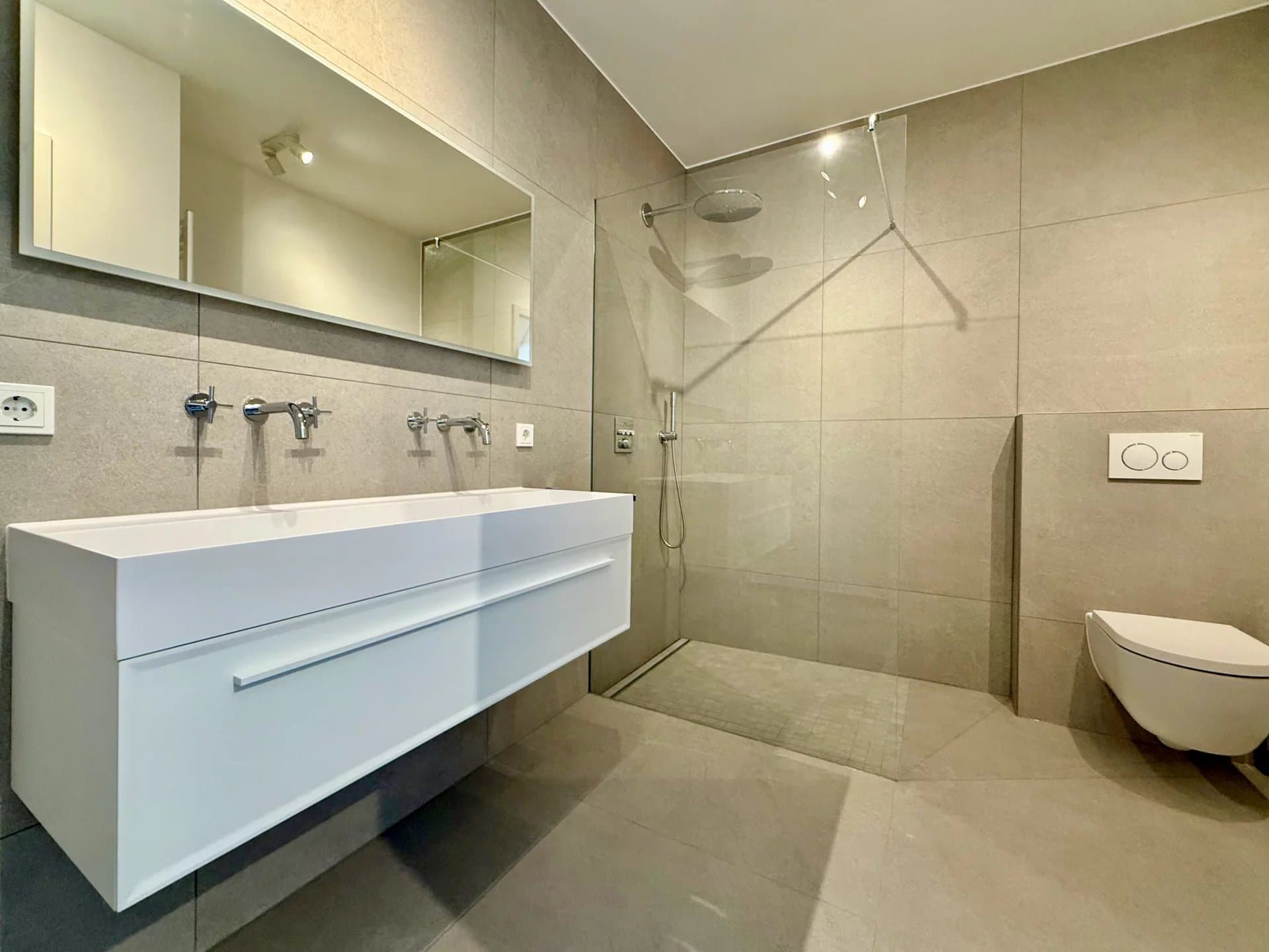 Wohnung in Luxembourg, Foto 3