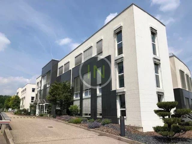 Apartment building in Münsbach, photo 1
