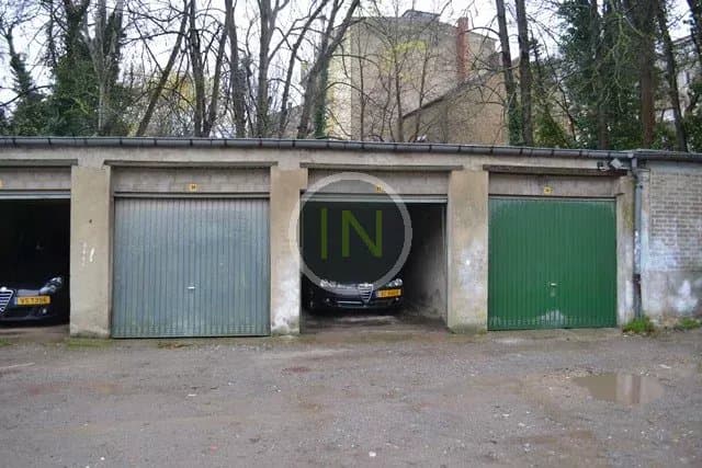 Garage / parking spot in Luxembourg, photo 1