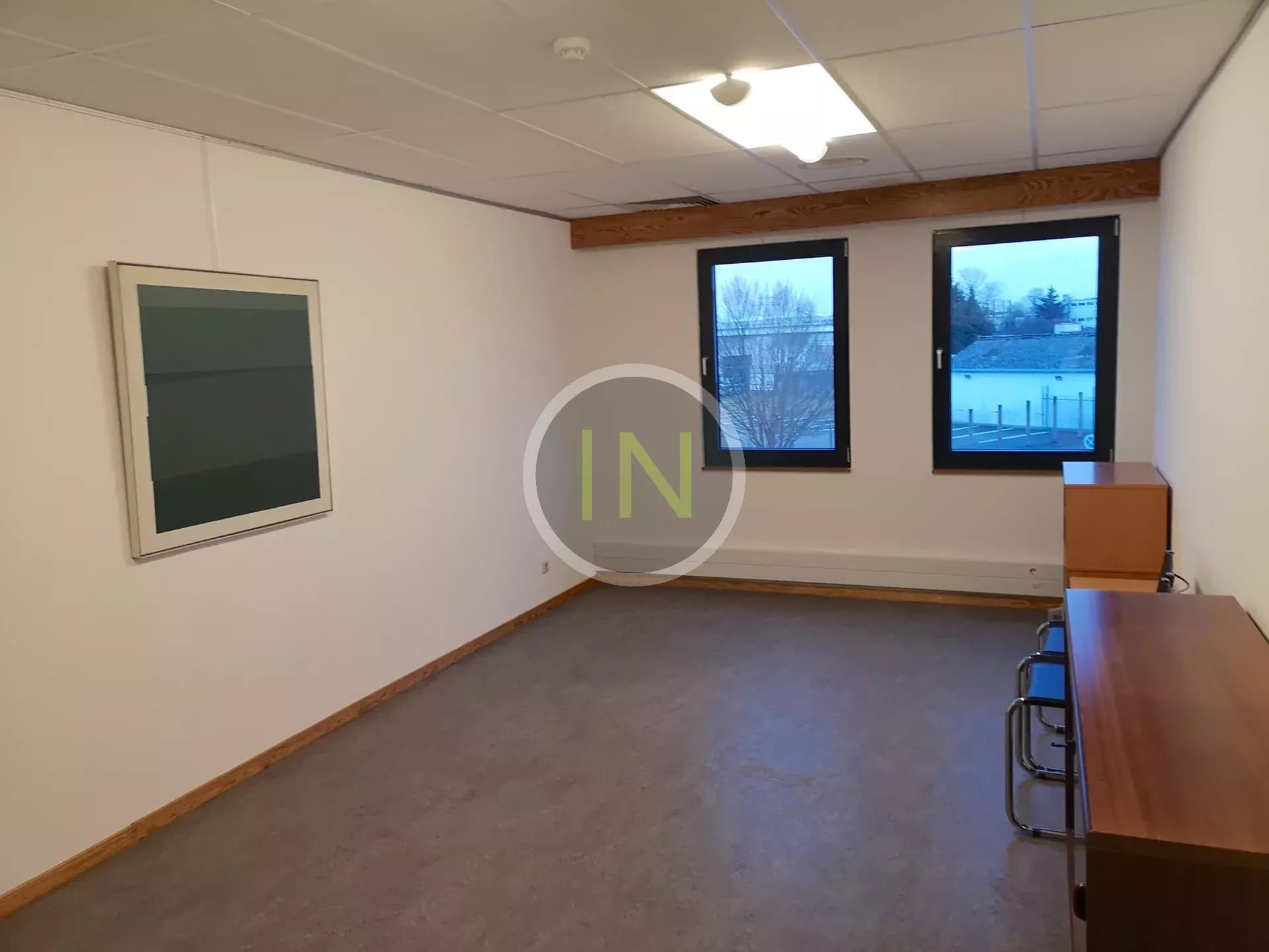 Büro in Bertrange, Foto 1