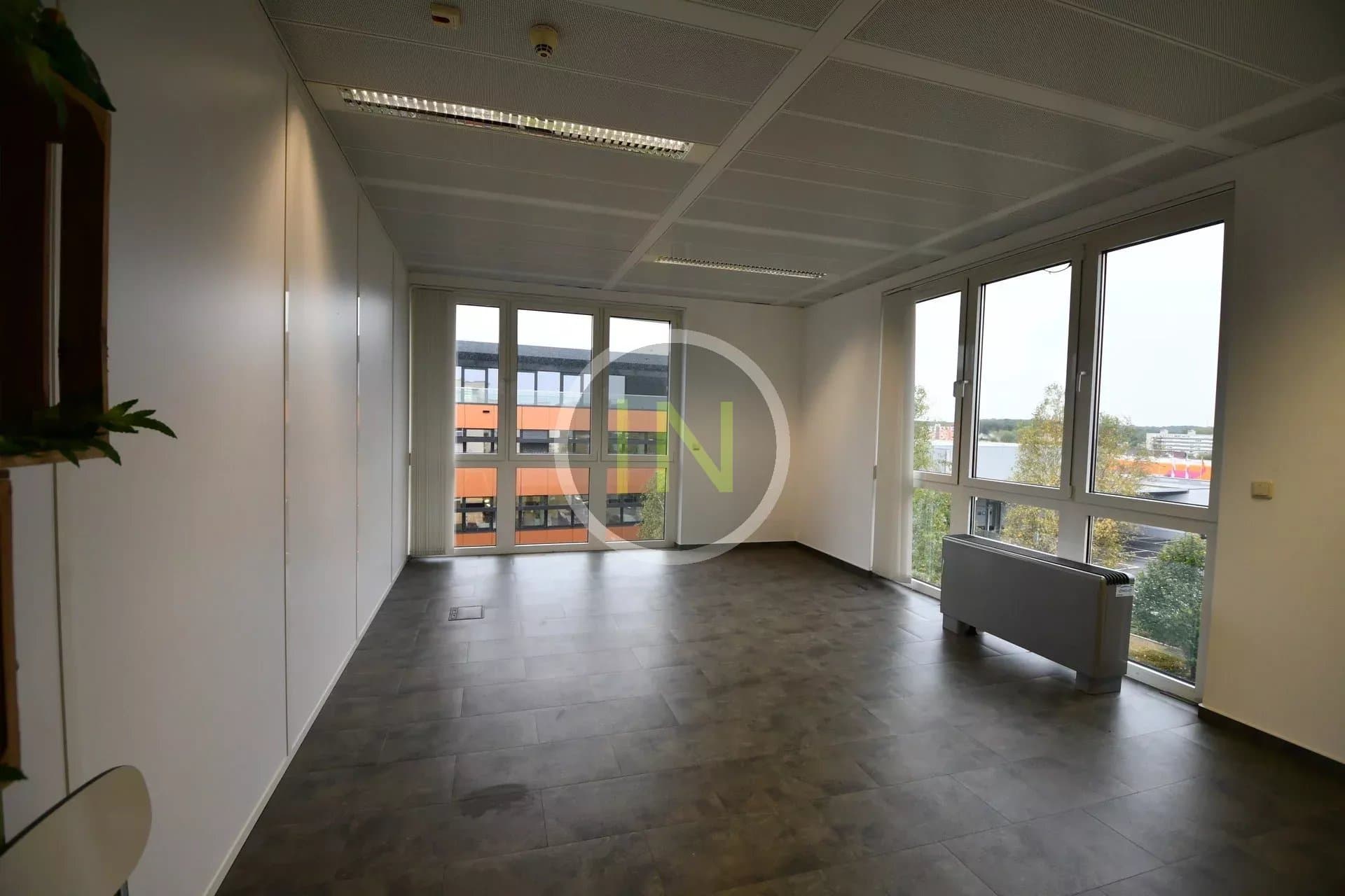 Office in Bertrange, photo 1
