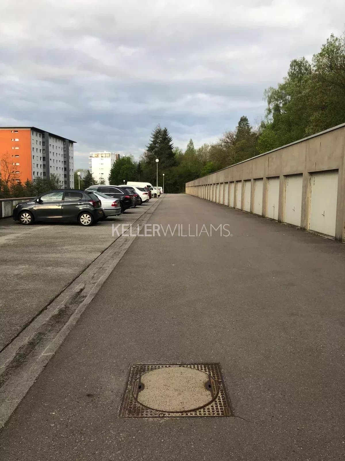 Garage / parking spot in Luxembourg, photo 1