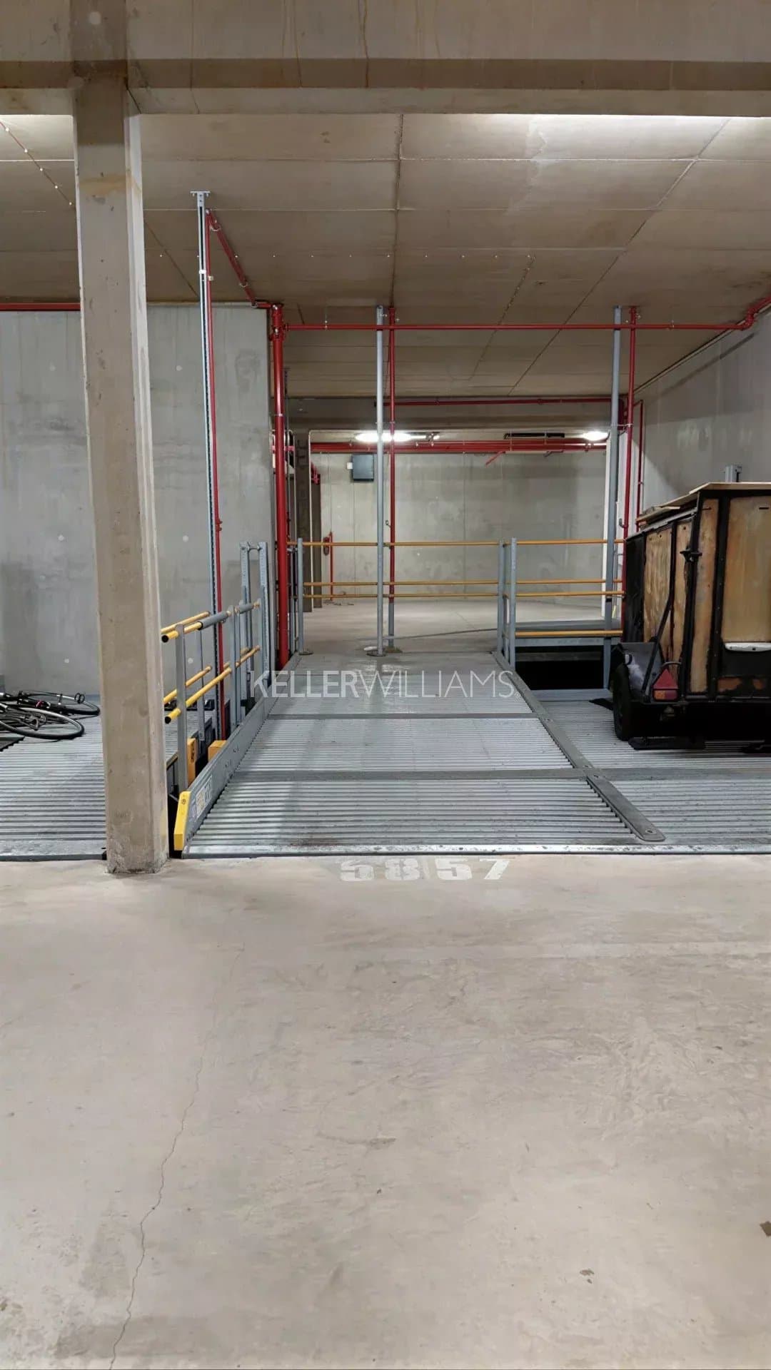 Garage / parking spot in Belvaux, photo 2