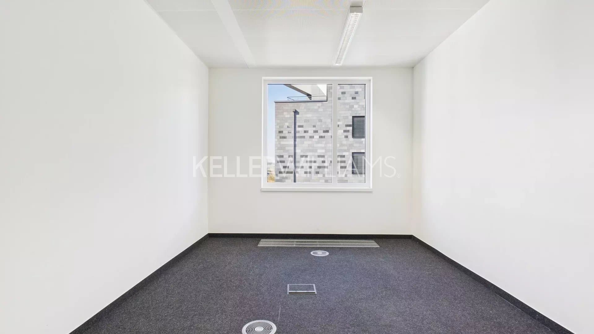 Office in Luxembourg, photo 3