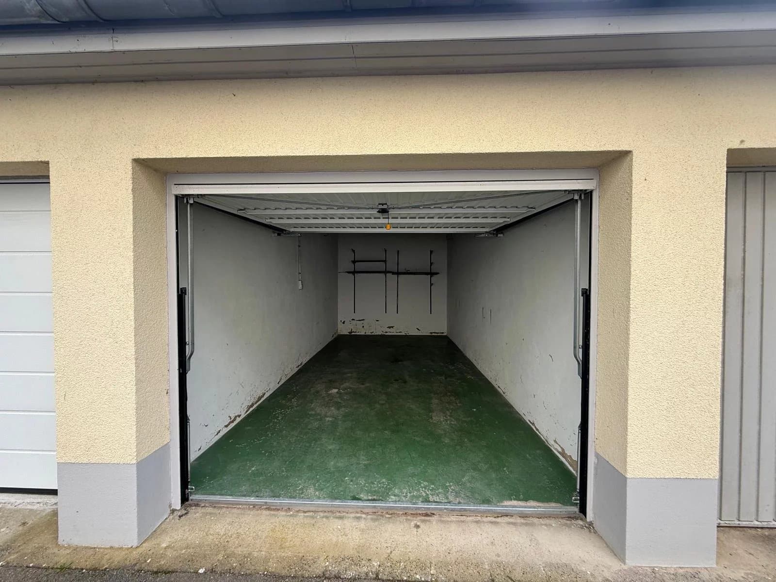 Garage / parking spot in Strassen, photo 2