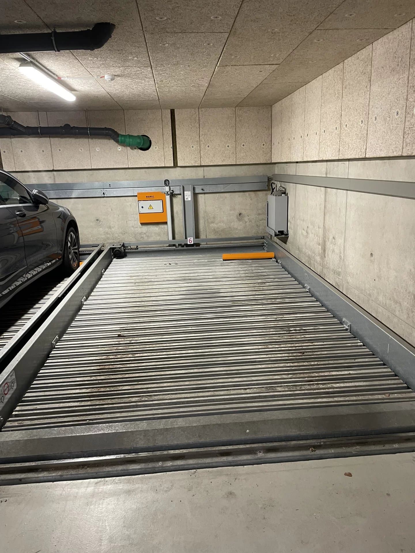 Garage / parking spot in Luxembourg, photo 1