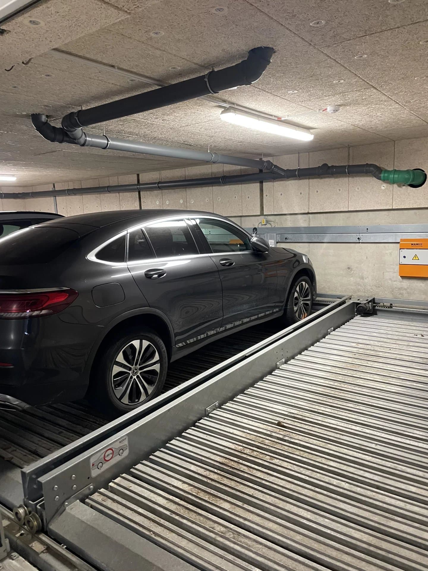Garage / parking spot in Luxembourg, photo 2