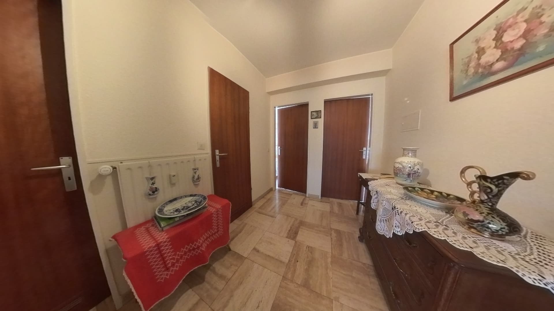 Hall1.jpg